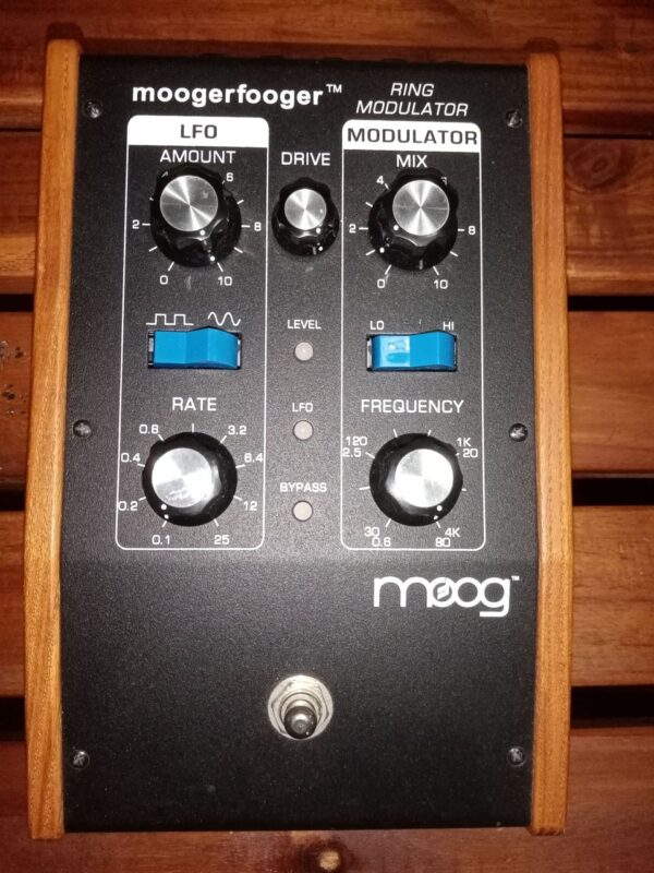 MOOGERFOOGER MF-102