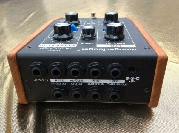 MOOGERFOOGER MF-102 - Image 2
