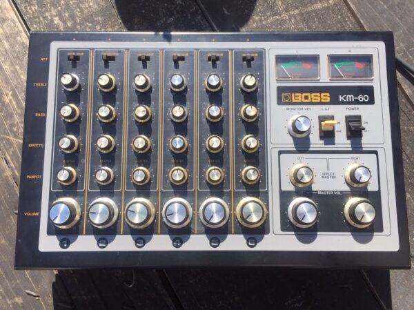 BOSS KM-60 Mixer