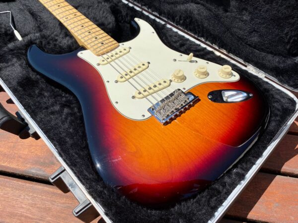 Fender Standard - USA, 2012 - Image 2