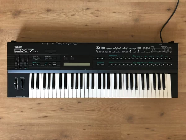 Yamaha DX7 2-D