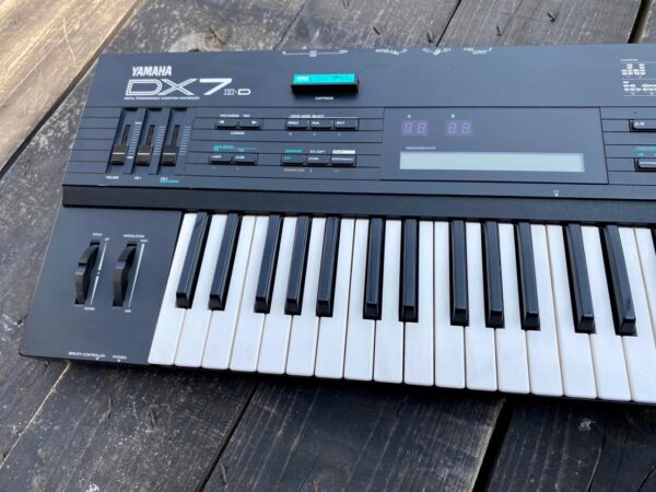 Yamaha DX7 2-D - Image 2