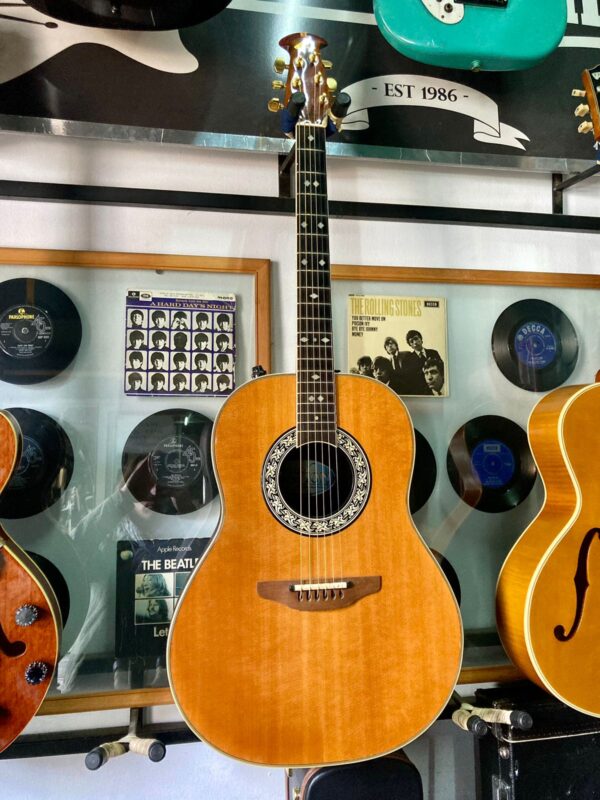 OVATION - Model 1617