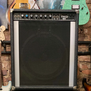 PEAVEY TKO 65