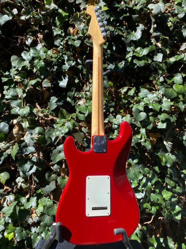 FENDER STRAT PLUS - Image 3