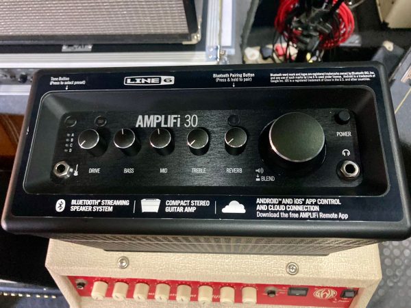 LINE-6 Amplify 30 - Image 2