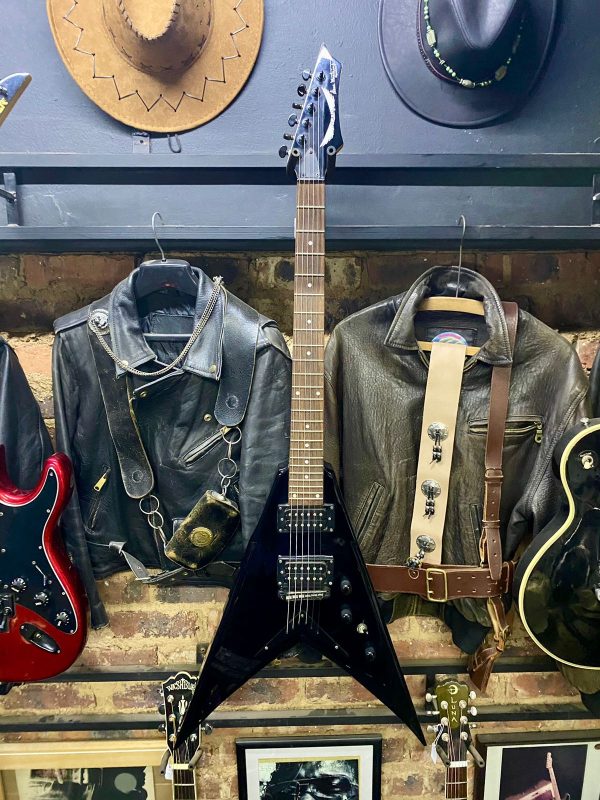 DEAN - DaVE MUSTAINE